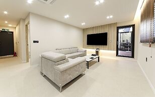 Mokpo Brown Dot Hotel Namak Branch