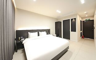 Mokpo Brown Dot Hotel Namak Branch