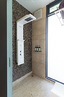 iRETREAT PAK THONG CHAI