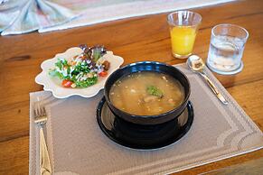 iRETREAT PAK THONG CHAI