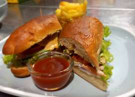 CELONESE HOTEL & RESTAURANT Kandy