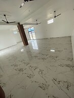 Ayodhya Dham Hotel By GRB