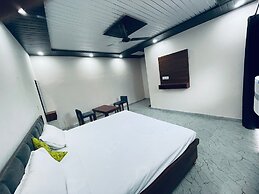 Ayodhya Dham Hotel By GRB