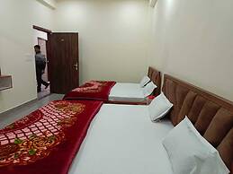 Shri Girraj Residency