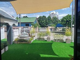 HomeyMaeKha Hostel Chiangmai