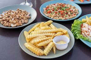 One Sakon Nakhon Hotel