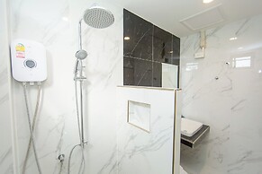 One Sakon Nakhon Hotel