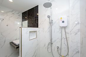 One Sakon Nakhon Hotel