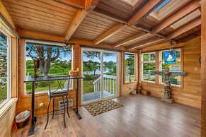 Bluebell Bungalow in Ocean Shores