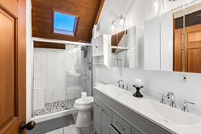 Bluebell Bungalow in Ocean Shores