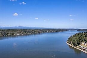 Captain s Retreat in Shelton