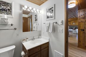 Captain s Retreat in Shelton