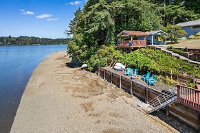 Captain s Retreat in Shelton