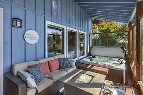 Captain s Retreat in Shelton