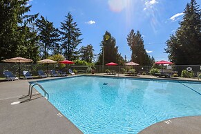 Captain s Retreat in Shelton