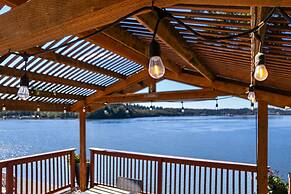 Captain s Retreat in Shelton