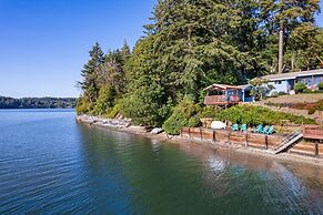 Captain s Retreat in Shelton