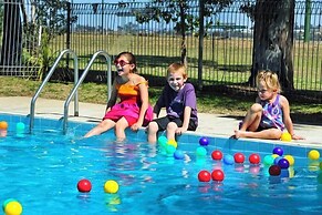 City Lights Holiday Park