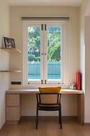 Thirty Degrees in February, Khao Tao, Hua Hin