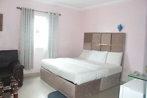 De Milton Hotel and Suites