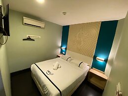 SMILE HOTEL CHOW KIT PWTC