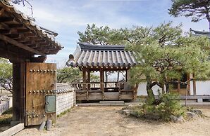 Chosun Royal Family Hotel