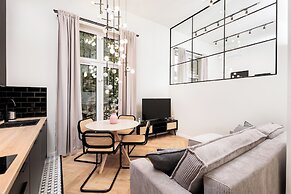 Krowoderska 55 By Upstairs