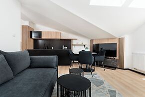 Krowoderska 55 By Upstairs