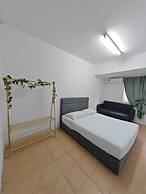 Taman Duta KL Deluxe Villa by uBook