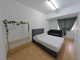 Taman Duta KL Deluxe Villa by uBook