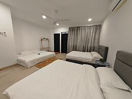 Taman Duta KL Deluxe Villa by uBook