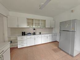 Taman Duta KL Deluxe Villa by uBook