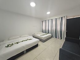 Taman Duta KL Deluxe Villa by uBook