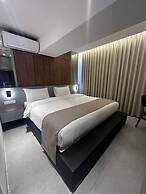 G Hotel