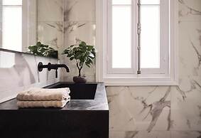 Lime Residences, Syntagma by Aura Homes