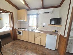 Canberra Holiday Village