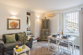 Up On the Roof in Como