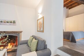 Up On the Roof in Como