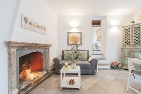 Up On the Roof in Como