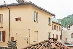 Up On the Roof in Como