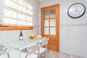 Ca n Canastro in Consell