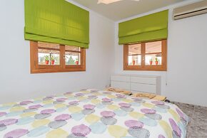 Ca n Canastro in Consell