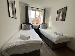 City Retreat Birmingham - Modern 2 Bed Apartment