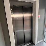 City Retreat Birmingham - Modern 2 Bed Apartment