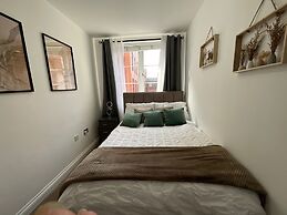 City Retreat Birmingham - Modern 2 Bed Apartment