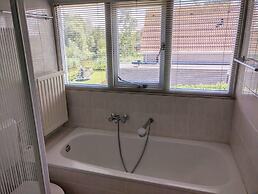 Welcoming Bungalow at Waterside