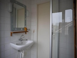 Lovely Bungalow With Garden