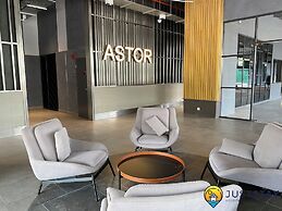 Millerz Square By Just Stay