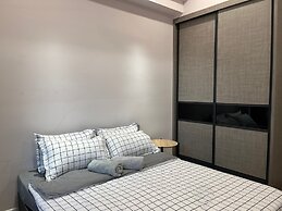 Millerz Square By Just Stay