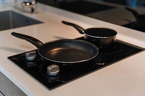 Millerz Square By Just Stay